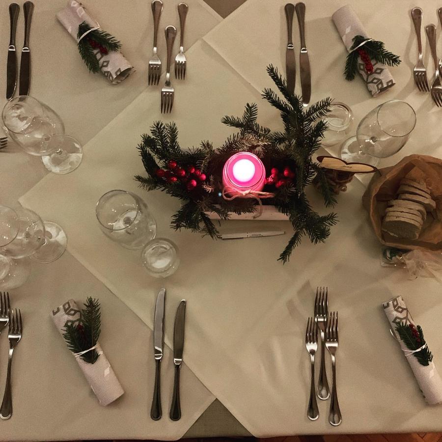 Hotel Alla Rocca ヴァレーナ エクステリア 写真